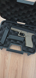 WE Glock-17