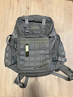 Camelbak TALON foliage green