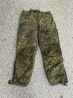 Prodám kompletní uniformu VKBO 8. (bunda + kalhoty)