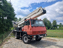 Montážní konzola P0184 H na podvozku STEYR 761