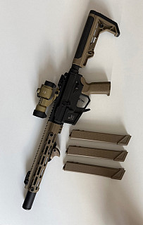Prodám nebo vyměním, Specna arms AR9 se třemi zásobníky.