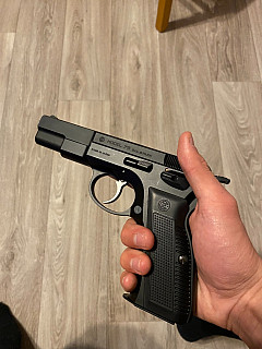 CZ 75 Tokyo Marui