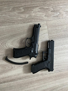 Airsoft pistole