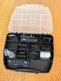 Balík airsoftových dílů - picatinny lišty, hand-stopy, montáže, M-LOK