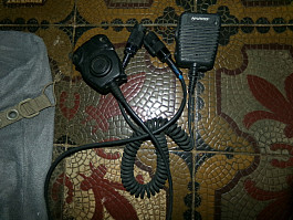 US ARMY sluchátko kecafon HARRIS PELTOR 6 PIN 