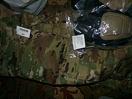 US Army COMBAT PANT CRYE nákoleníky Kalhoty Flame resistant OCP MC Made USA