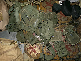 US ARMY NAM VIETNAM U.S. sumky pásek poruhy náprdelák  M1911 sumky granát sumky 