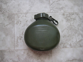HUN polní láhev M75