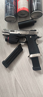 airsoft pistole WE Hi-Capa 5.1 GBB v nerezovém provedení