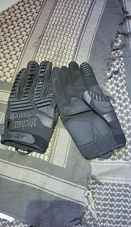 Mechanix M-pact velikost 10/XL