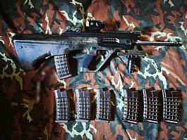 Z Ľ A V A Tokyo Marui AUG