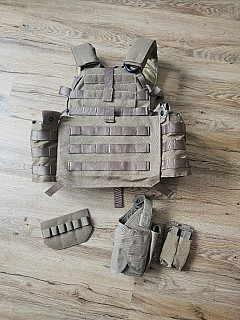 Vesta coyote Invader gear  6094A-RS+sumky