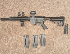 Vyměním M4 za Glock