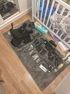 Airsoft věci zbraně díly 