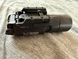 Svítilna Surefire X300T-A