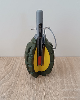 F-1 - řez/maketa