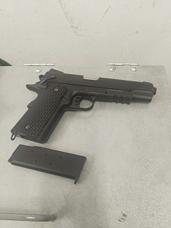 Airsoftova zbraň 9m