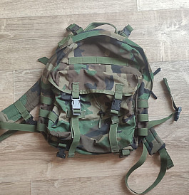 US patrol molle II woodland 30 L