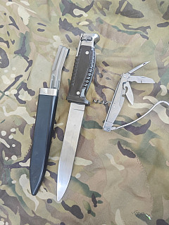 Bajonet / nůž SG 42 Seitengewehr 42 včetně nářadí