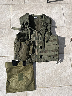 Molle vesta + sumky Miltec