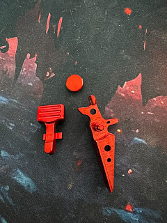 Retroarms díly