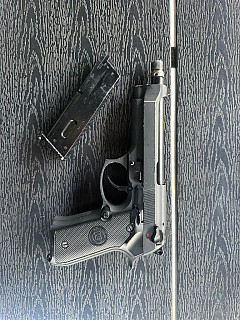 WE M9