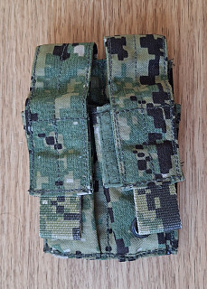 Originál US Navy AOR2 sumka na 2 pistolové zásobníky. Eagle Industries, nová