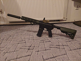SA M4 Carbine M-LOK
