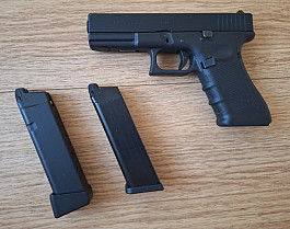 Glock 17 Gen 4, GBB, 2 zásobníky, WE, použitý
