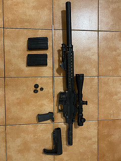 SR25 na díly 