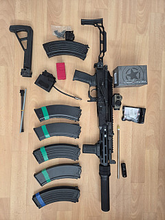 GBBR Tokyo Marui AKX UP + příslušenství