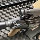 Ar-15 v základu s kolimátorem 